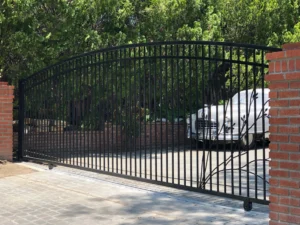 Wells Dr4 Driveway